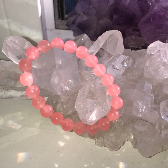 Child’s Cherry Quartz - Picture 3 of 5